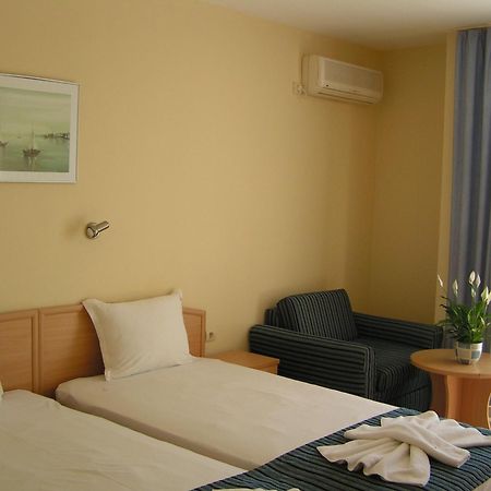 Hotel Briz Sosopol Exterior foto