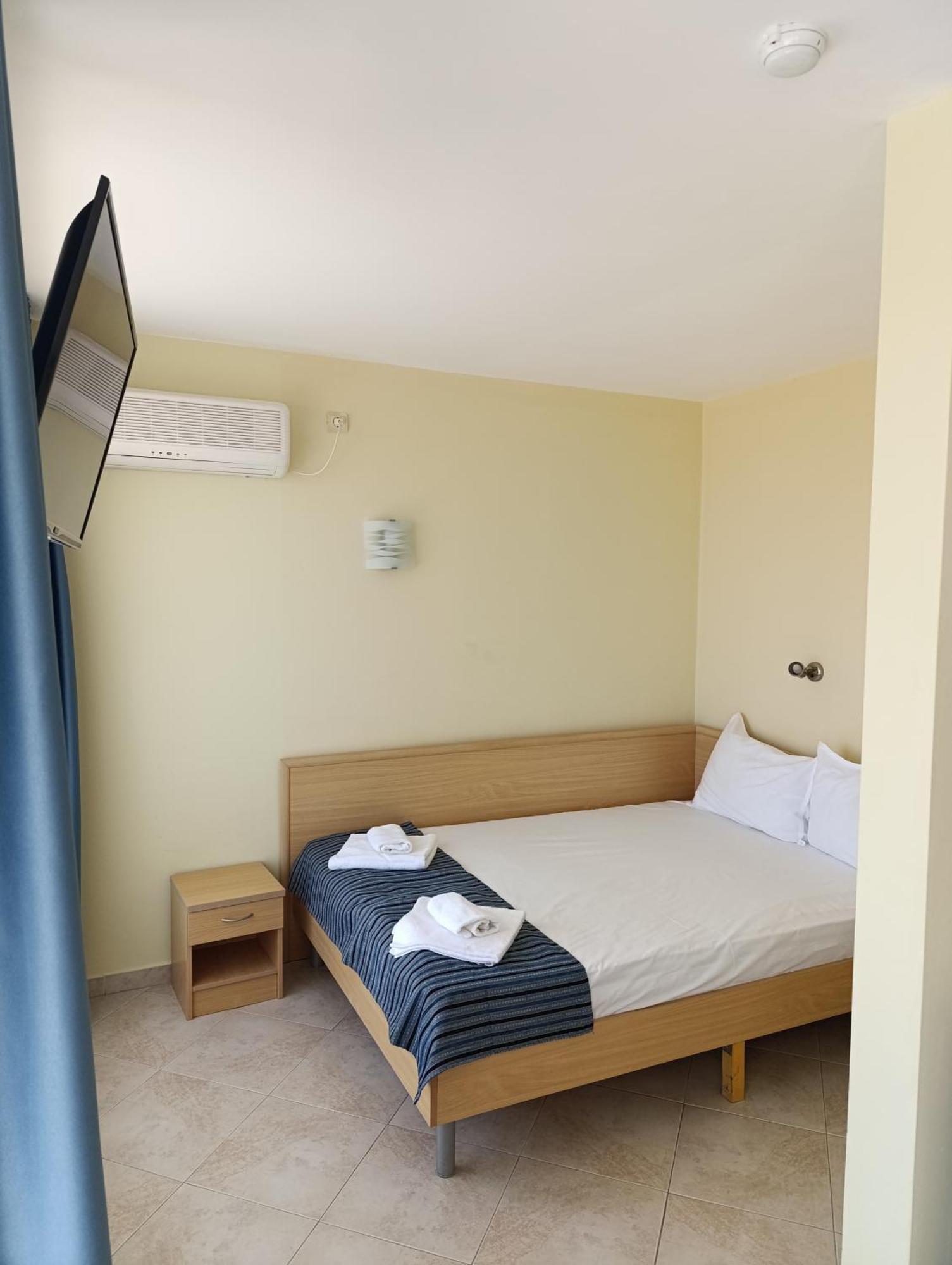 Hotel Briz Sosopol Exterior foto